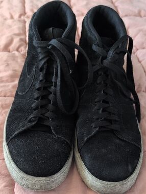 Nike Blazer Mid XT Sneakers